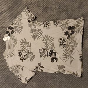 Mens gray and Black T shirt